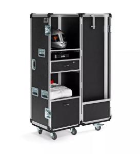 race_case_spogliatoio_piloti_verticale