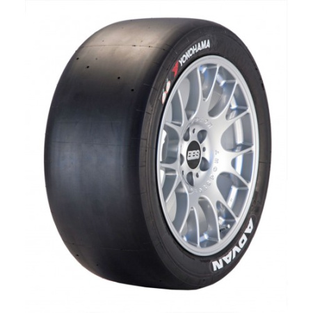 Yokohama ADVAN A005 R18 250/660 автошина БУ