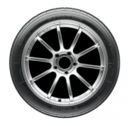 Yokohama ADVAN A052 R16 225/50 автошина